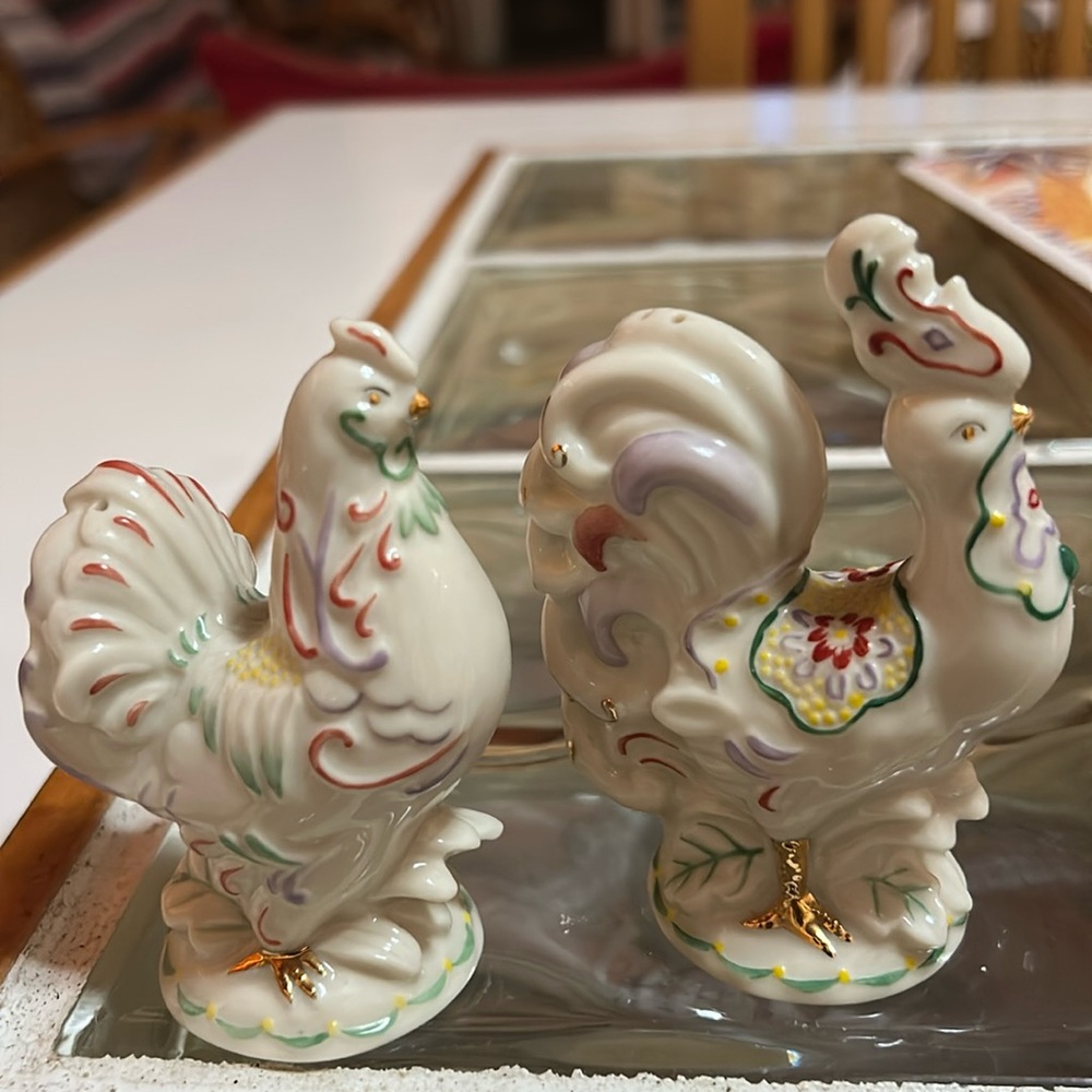 Vintage Lenox salt and pepper shakers with the classic gold trim
